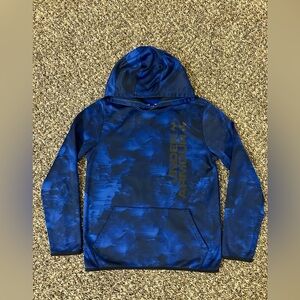 Boys' (Youth) Under Armour pullover hoodie in a blue and black camouflage XL